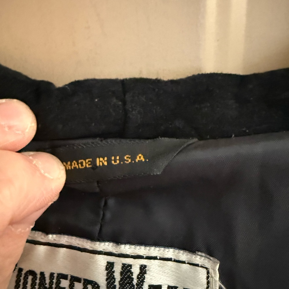 PIONEER Multicolor Southwestern Fringe Utility Jacket with Black Collar Vintage. - Picture 3 of 16